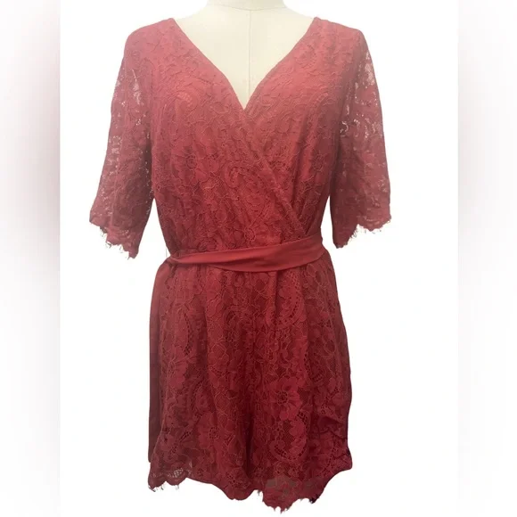 Trixxi lace maroon Romper size XL - Picture 3 of 4